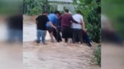 Sele kapıldı, mahalle sakinleri böyle kurtardı