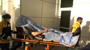 Borç-alacak kavgası parkta kanlı bitti: 1 kişi bıçaklandı