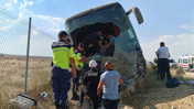 Yolcu otobüsü yoldan çıktı: 44 kişi yaralandı