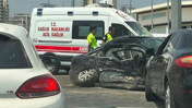 Ambulans ile otomobil çarpıştı: 3’ü sağlık çalışanı 5 yaralı