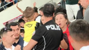 Fenerbahçeli küçük taraftarın formasını zorla çıkaran şahsın aldığı ceza belli oldu