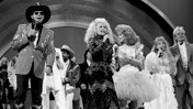 Dolly Parton'ın ölümü ünlüleri ve siyasetçileri yasa boğdu
