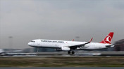 THY kalkıştan 10 dakika sonra geri döndü. Durumu pilot fark etti