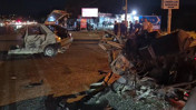 Feci kaza otomobili ikiye b&ouml;ld&uuml;