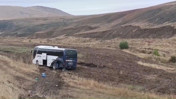 Sivas'ta yolcu otobüsü kaza yaptı. 2’si çocuk 9 yaralı