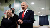 Netanyahu &ccedil;amura yattı, İsrail polisi ciddiye almadı