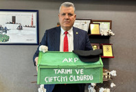 CHP'li Barut'un tabut maketine Bekir Bozdağ izin vermedi