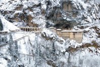 Sümela Manastırı beyaza büründü