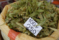 Kış aylarının vazgeçilmezi ıhlamurun fiyatı altınla yarışıyor