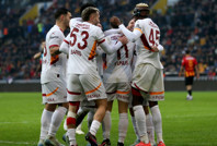 Galatasaray Kayseri'de şov yaptı: Fenerbahçe ile farkı 8'e çıkardı