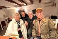 Şener Şen doğum gününü Emel Sayın, Uğur Yücel ve Ozan Güven ile kutladı
