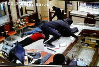 Karabük'te kuyumcu soygunu: 20 kilo altınla kaçtılar