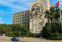 Meksika, ABD'nin kıskacındaki Küba'ya yardım gönderiyor