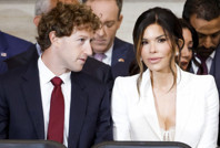 Mark Zuckerberg’in ‘uygunsuz bakışı’ sosyal medyanın dilinde