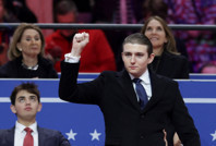 İngiliz basını: Trump'ın oğlu TikTok'un yönetim kadrosuna katılabilir