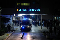 Hamburger ve midye yedikten sonra rahatsızlanan 4 arkadaş hastaneye kaldırıldı