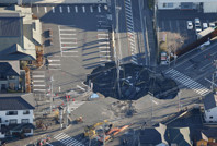 Obruk hızla büyüyor: Yüz binlerce kişiye 'muslukları açmayın' emri