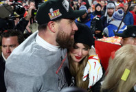 Taylor Swift etkisi: Travis Kelce'le aşkı NFL'in değerine bir milyar dolar kattı