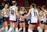 Fenerbahçe Medicana'dan net galibiyet: Yarı finale çıktı