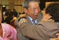 Binayı yıkıyorlar: Savaşla ayrılan aileler artık buluşamayacak