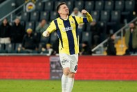 Mert Hakan Yandaş, Fenerbahçe’de tarihi eşiğe ulaşıyor!