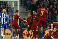 Roma'ya avantajı Zeki getirdi: Çılgın gecede 43 gol!