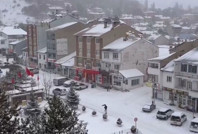 Termometreler rekoru gösterdi: Türkiye'nin en soğuk ilçesinde hayat durdu