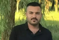 Yangında evde mahsur kaldı, polis kapıyı kırıp kurtardı