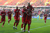 Gaziantep FK - Eyüpspor maçında dört gol, bir kırmızı kart!