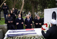 Serdal Adalı, Süleyman Seba’nın kabrini ziyaret etti