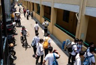 Filipinler'de sıcak hava dalgası eğitime ara verdirdi