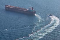 Beylikdüzü açıklarında petrol tankerine konteyner gemisi çarptı