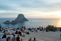 Ibiza'da turistlere tehdit: Bu yaz tatiliniz kabusa dönecek