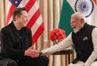 X'ten Hindistan'a 'sansür' davası