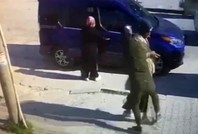 Genç kız güpegündüz böyle kaçırıldı