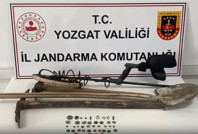 Kaçak kazıya suçüstü: Evlerini müzeye çevirmişler