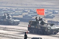 Çin ordusu Tayvan'ı kuşattı