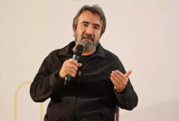 Zeki Demirkubuz'dan Aybüke Pusat'a destek