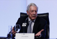 Nobel ödüllü yazar hayatını kaybetti