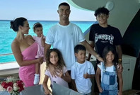 Ronaldo'nun 9 yıllık sevgilisinden yüzük şov