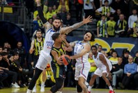 Fenerbahçe ve Efes'e Euroleague ertelemesi