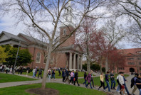 Harvard’da Epstein depremi