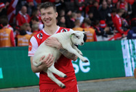 22 yıl sonra galibiyeti getirdi: Ödülü kuzu oldu