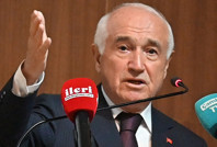 Cemil Çiçek: Demokrasinin olmadığı yerlerde huzur da, barış da yok