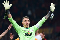 Muslera yeni takımını resmen açıkladı: Büyük bir heyecan taşıyorum