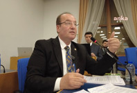 CHP'li Akay: Diyanet İşleri Başkanlığı 3 ayda 41 kamu idaresinin 27’sinden daha fazla harcama yapmış