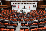 "Yeni süreçte" ilk kriz