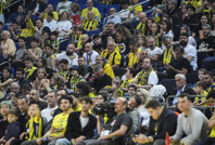 Ali Koç'a öfke dinmiyor: Derbide de aynı tezahürat