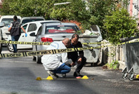 Aşk yaşadığı komşusu ve kardeşini sokak ortasında vurdu