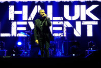 Haluk Levent duyurdu: Şehit çocuklarına eğitim bursu verilecek